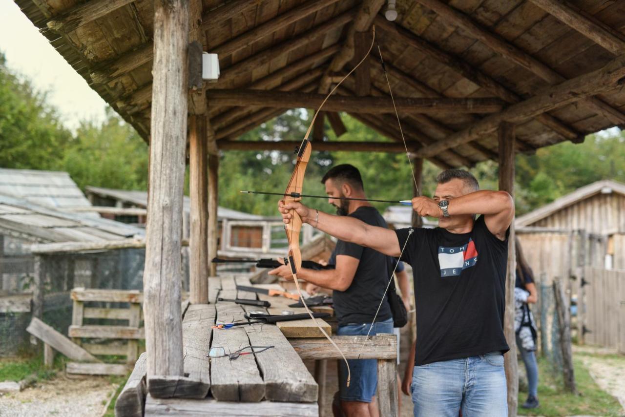 Ethno Plitvice Lakes Holiday park 4*