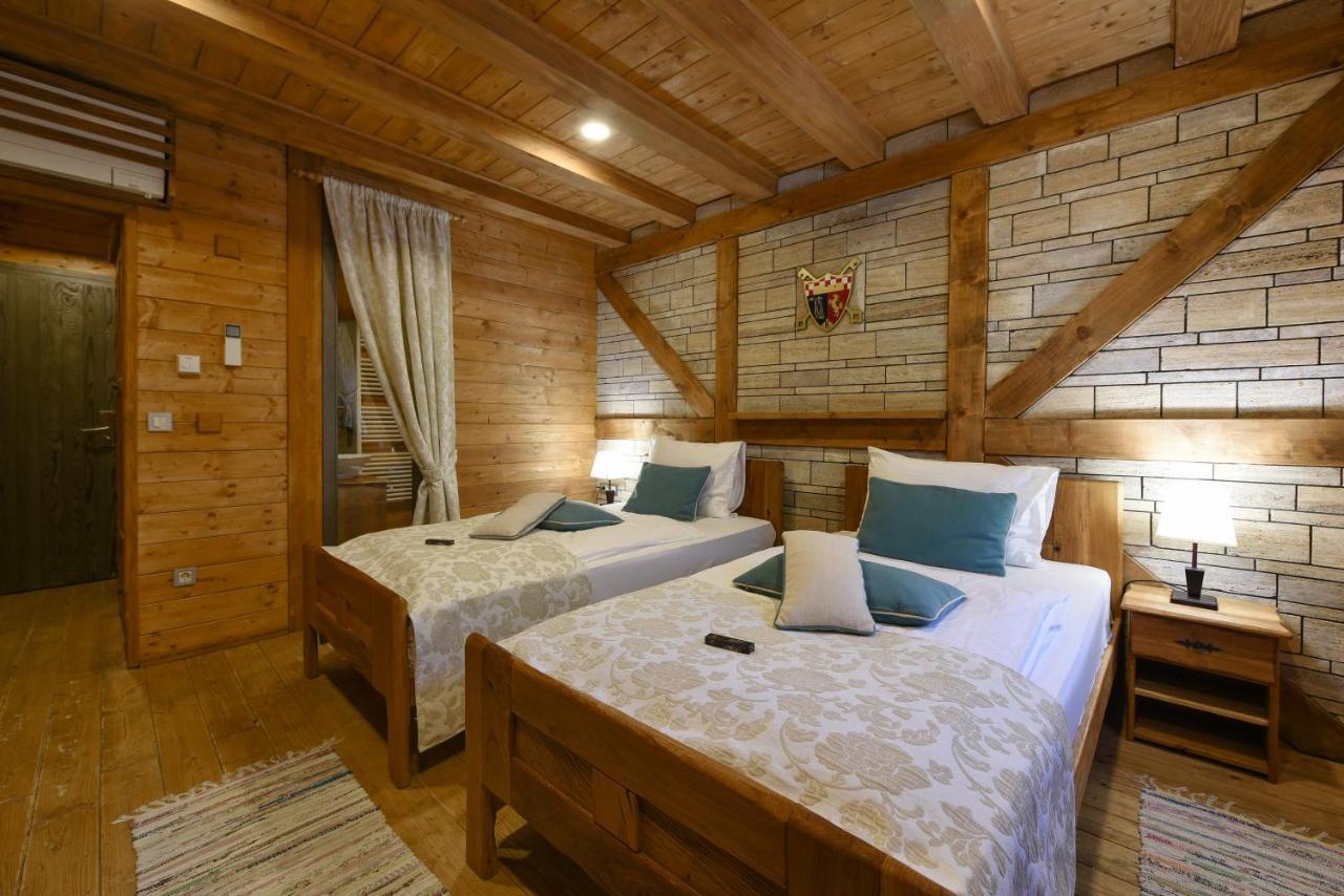 Ethno Plitvice Lakes Ferienpark Plitvica selo