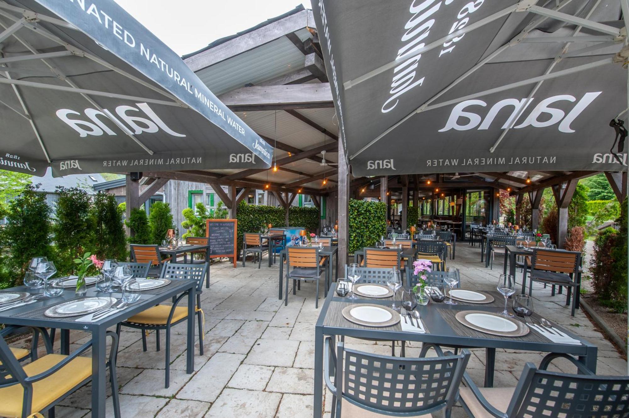 Ethno Plitvice Lakes Ferienpark 4*
